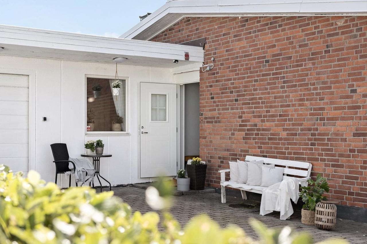 Harlig Villa I Savedalen 10 Min Till Goteborg Buitenkant foto